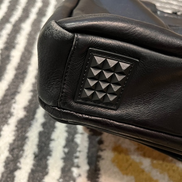 Danier/coach genuine leather briefcase - Picture 5 of 9